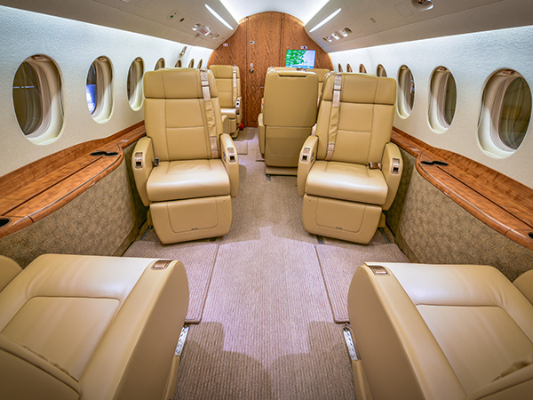 Bed falcon 2000lxs charter jet 0003 dsc 5901