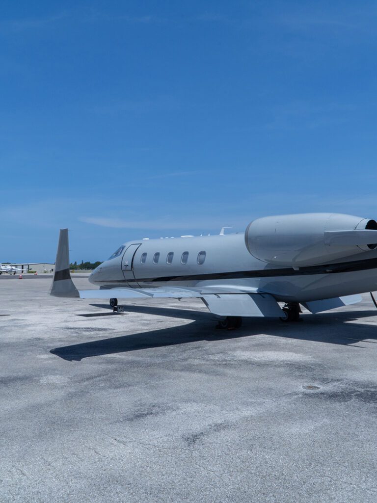 Learjet 60 XR 16